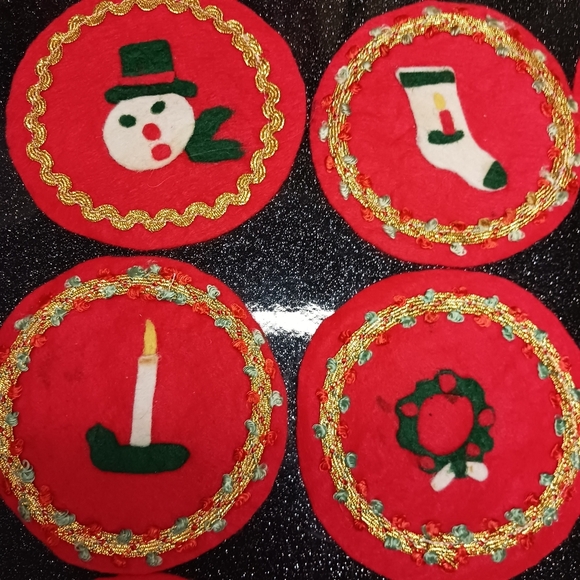Vintage Handmade Christmas Coasters. - Picture 4 of 4